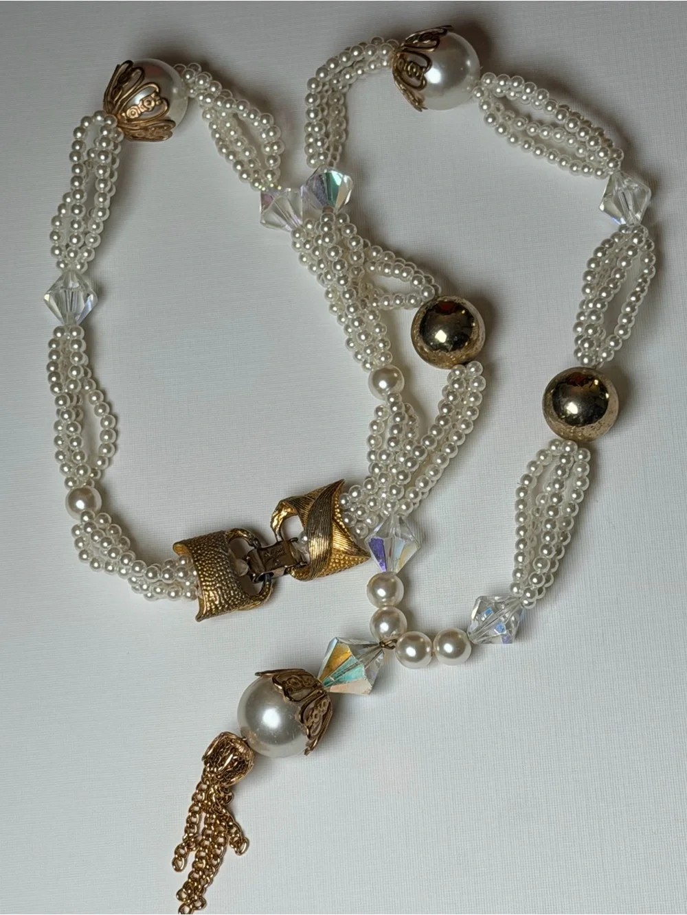 VINTAGE signed CORO faux pearl and crystal tassel necklace